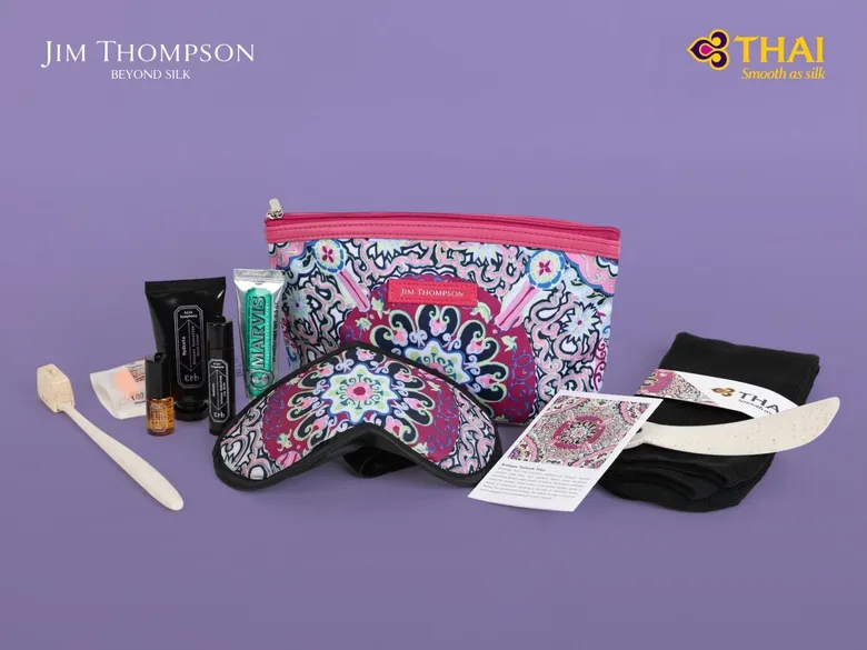 จิม ทอมป์สัน และ การบินไทย เดินหน้าสานต่อความร่วมมือ เผยดีไซน์กระเป๋า Amenity Kit คอลเลกชันใหม่