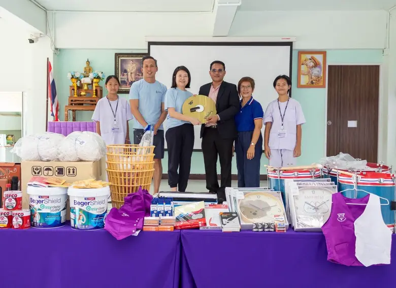 นายอาชวิน จันจำรัส ผู้อำนวยการโรงเรียนอนุบาลบางใหญ่...