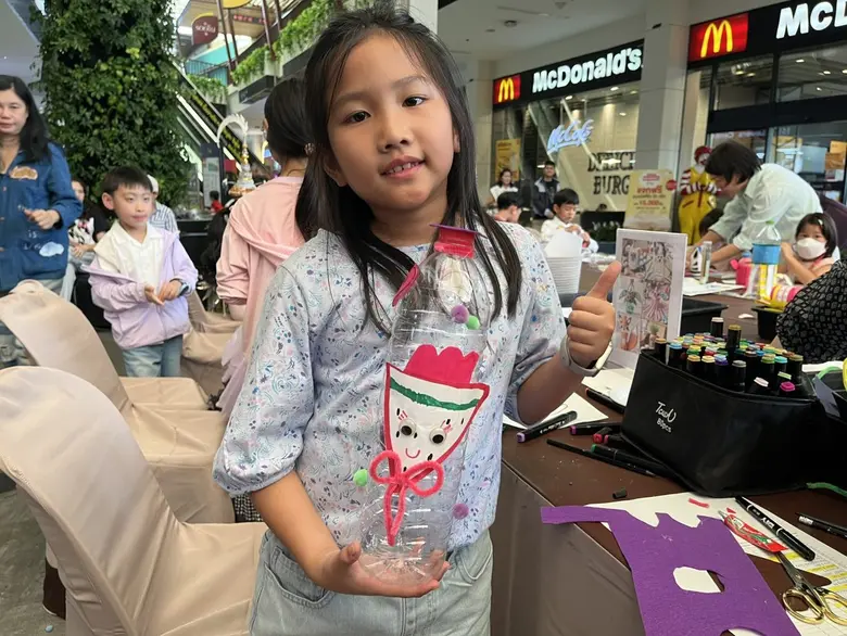 ได้ใจสายกรีนรักษ์โลกรุ่นจิ๋วไปเต็มๆ สำหรับงาน "Recy...
