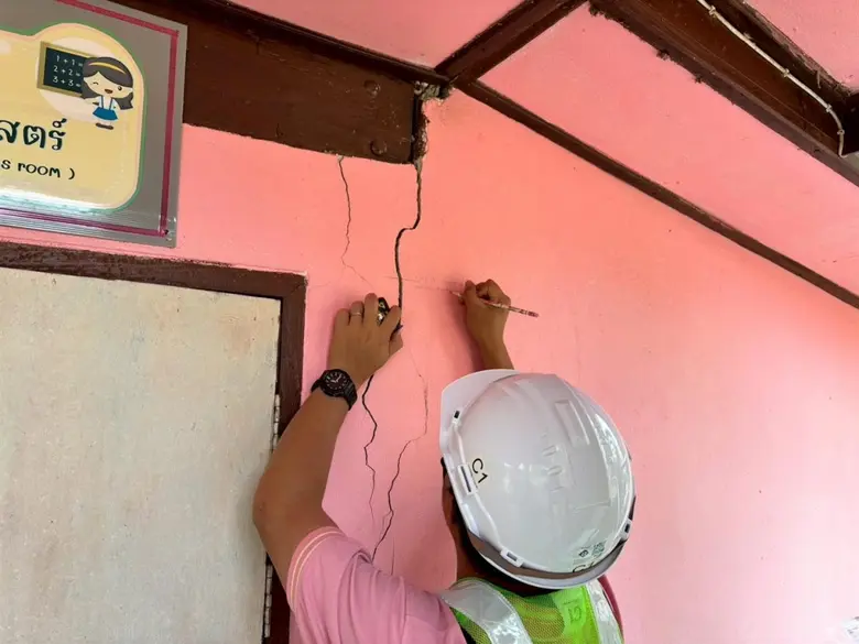 UP Deploys Engineers to Inspect Buildings Affected by Earthquake in Eight Districts of Phayao Province.
