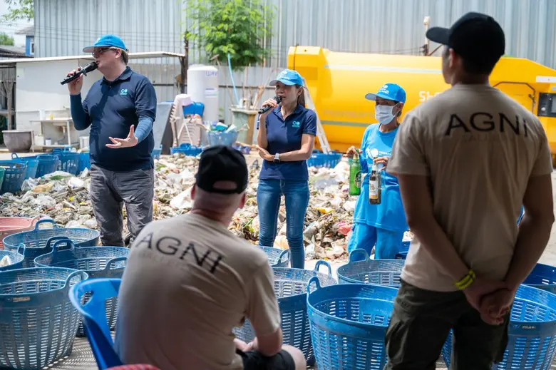 AGNI GALLERY LAUNCHED CHARITABLE INITIATIVE "AGNI PROJECT" The project will focus on cleaning up the coastline of the Gulf of Thailand and the canals of Bangkok from waste and pollution