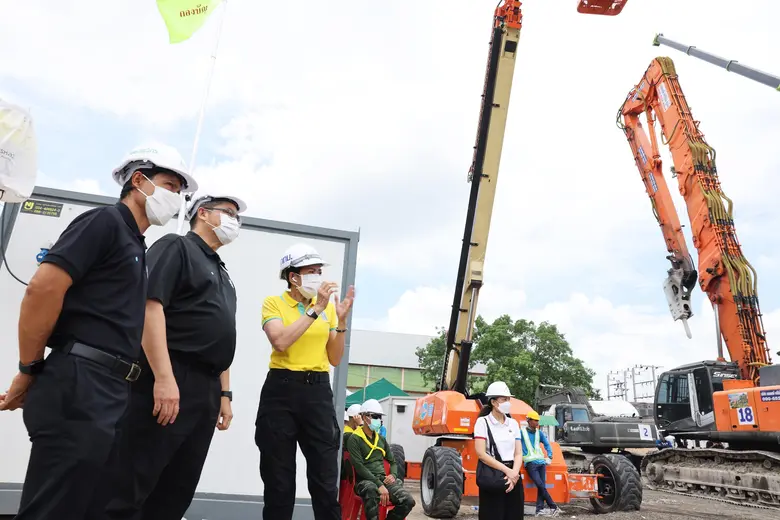 Chevron donates Caltex Hydraulic Oils to support BMA Search &amp; Rescue Missions