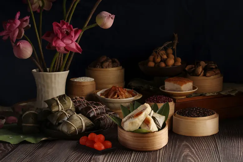 "อาหารจีนตำรับฮ่องกงส่งตรงสู่ใจกลางเมืองก...