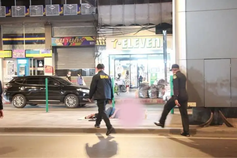 นายอิทธิพล อิงประสาร ผู้อำนวยการเขตปทุมวั...