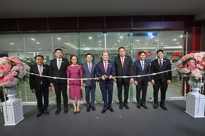 นายพิชัย นริพทะพันธุ์ รัฐมนตรีว่าการกระทร...