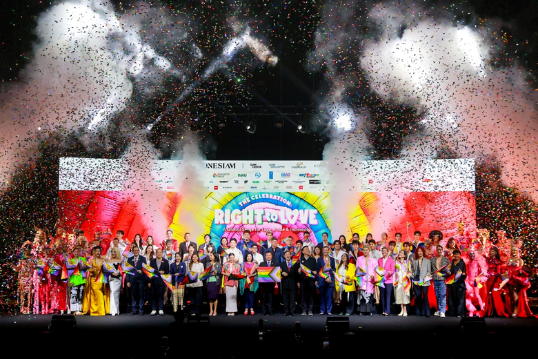 "Bangkok Pride Festival" และ "The Celebration : Rig...