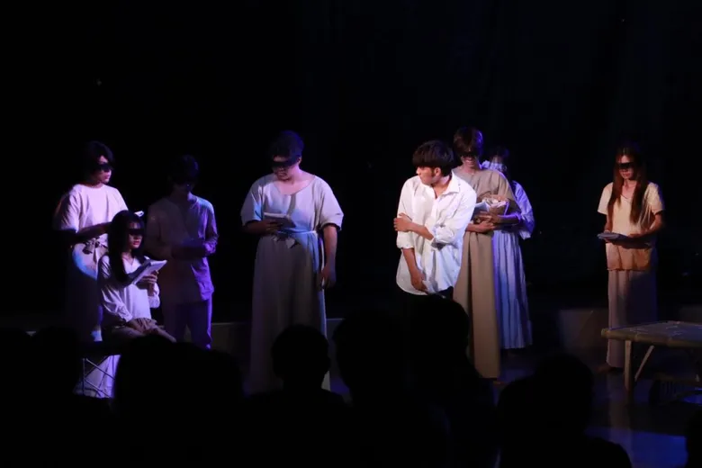 เด็กสื่อสารการแสดง SPU จัดแสดงละครเวทีรูปแบบ Stage Reading เรื่อง 'ดินแดนคนตาบอด' ถ่ายทอดประเด็นร่วมสมัยจากวรรณกรรมคลาสสิก
