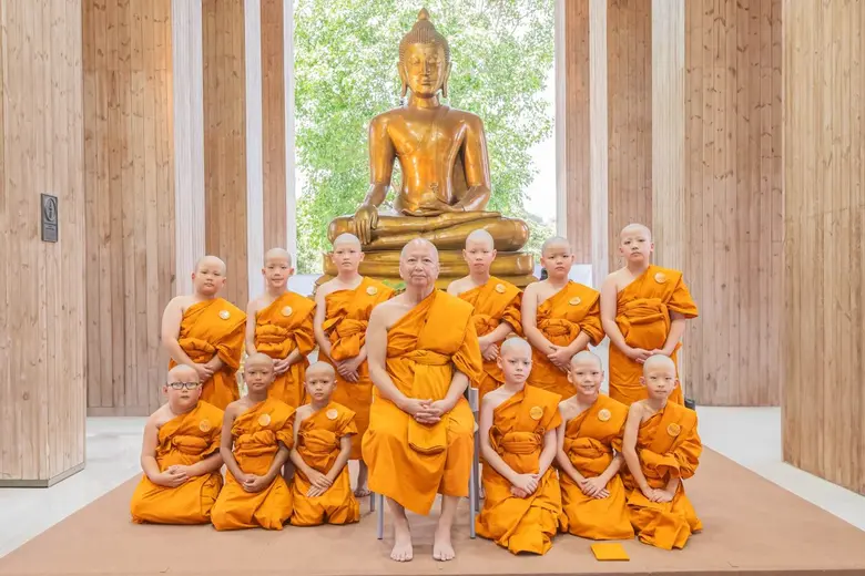 ณ สถานปฏิบัติธรรมกลางธรรมชาติอันสงบเงียบในจังหวัดนค...
