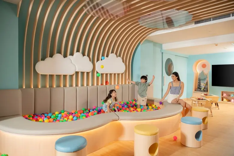 NOVOTEL LIVING BANGKOK SUKHUMVIT LEGACY UNVEILS NEW FAMILY ROOM CATEGORIES WITH THE LUNCH OF "FAMILY ESCAPE" OFFER.