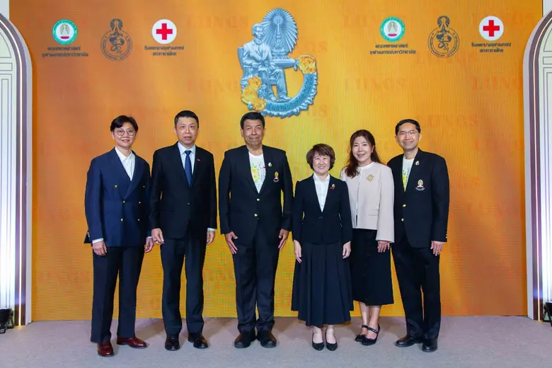 ทุกลมหายใจมีความหมาย… ทรู คอร์ปอเรชั่น รวมพลังสื่อในเครือทรู ซีพี หนุนภารกิจคณะแพทย์ฯ จุฬาฯ สนับสนุนโครงการเข็มวันอานันทมหิดล 2568