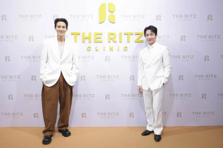"หมอริท-เรืองฤทธิ์" คว้า "เจมส์จิ" ฉลองก้าวสู่ปีที่ 6 THE RITZ CLINIC อย่างยิ่งใหญ่!!   พร้อมเปิดสาขาใหม่ Future Park รองรับบริการเต็มระบบ