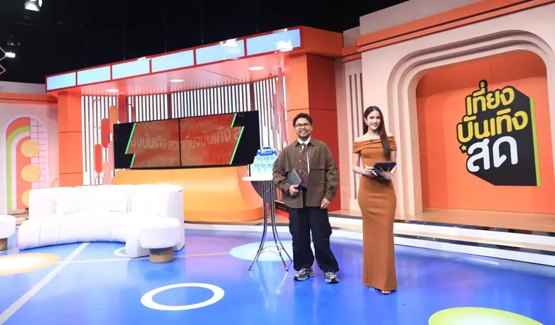 "เที่ยงบันเทิง สด" เนรมิตฉากใหม่สุดอลัง "นิวหนวด" ย้ำรายงานข่าวบันเทิงเสิร์ฟสุขมื้อเที่ยงจัดเต็ม