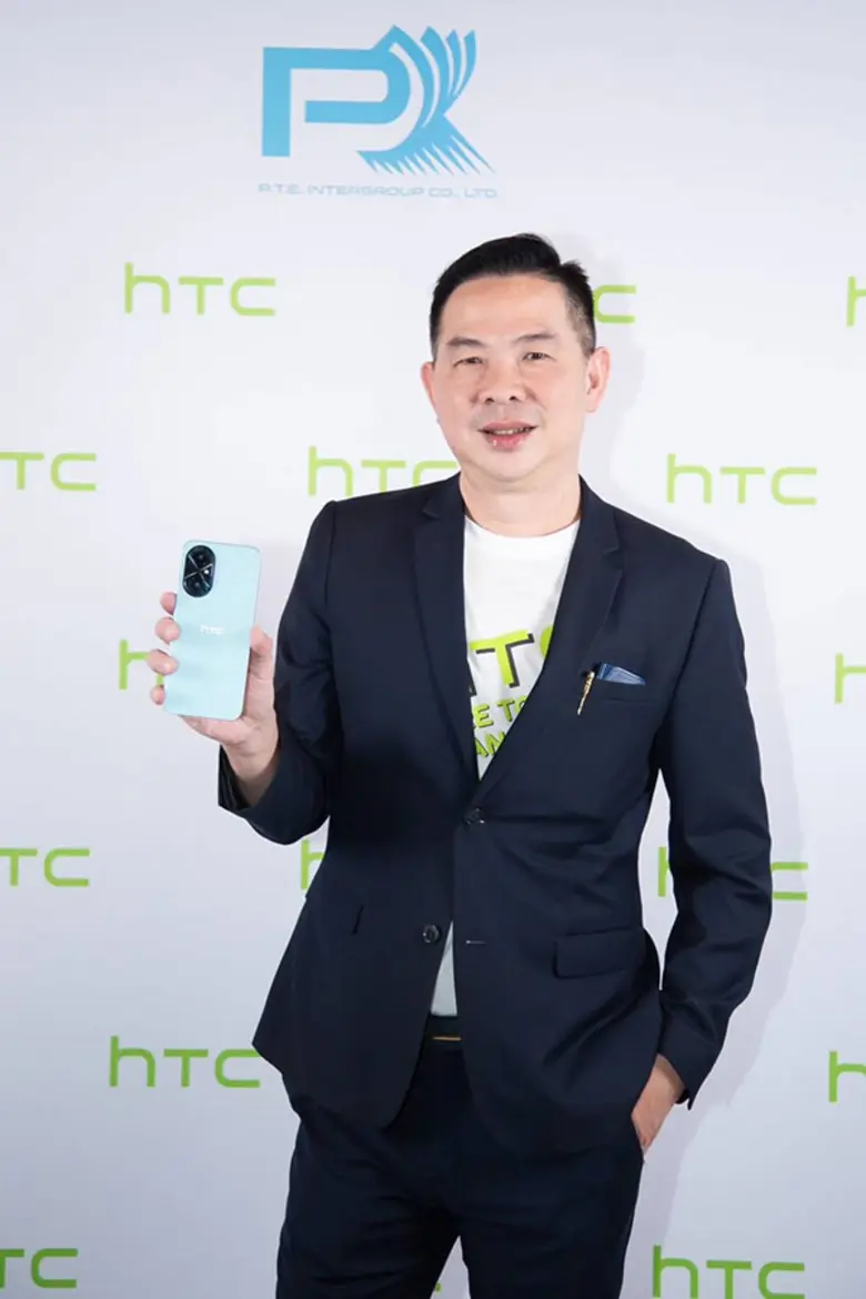 "ดร.ฐาคณิษฐ์ พรทองประเสริฐ"กลับมาอย่างยิ่งใหญ่ HTC จัดหนักใน "HTC Back in your hand" อินฟลูฯรวมตัวคึกคักเพราะรัก Smartphone ในตำนานที่คิดถึง