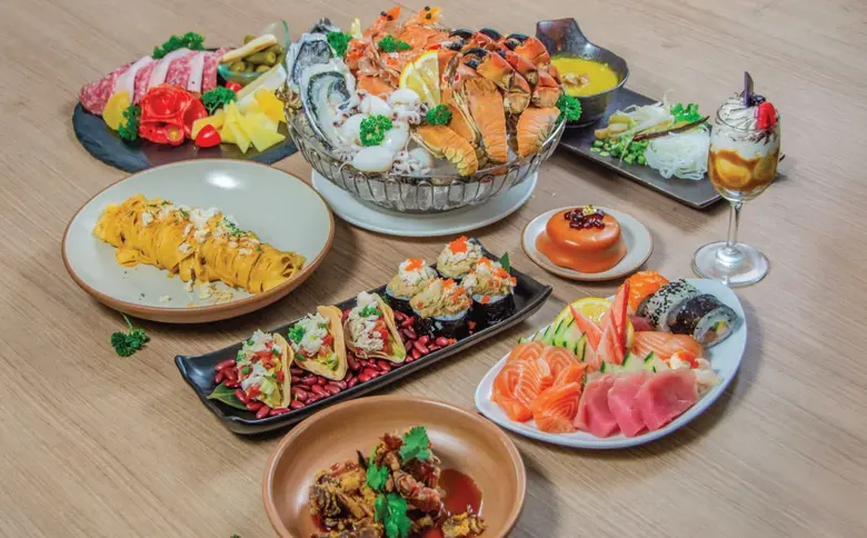 Calling All Crab Lovers - Your Ultimate Weekend Feast Awaits! Weekend Premium Buffet Dinner at Latest Recipe, Le Meridien Suvarnabhumi