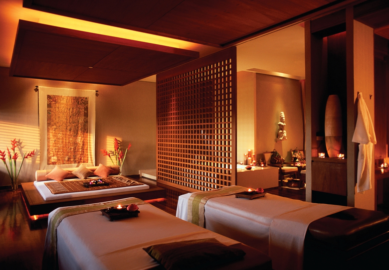 Elevate your self-care ritual with our 60-minute Th...