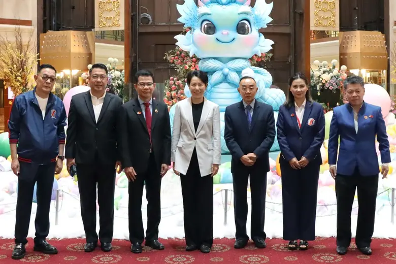มิสจาง เซียวเซียว อุปทูตด้านเศรษฐกิจและกา...