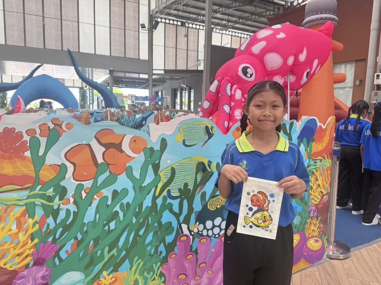 น้อง ๆ หนู ๆ ชาวปทุมธานีร่วมตะลุยภารกิจพิทักษ์โลกใต้ทะเล กับงาน SAVE The OCEAN ที่ เดอะไนน์ เซ็นเตอร์ ติวานนท์