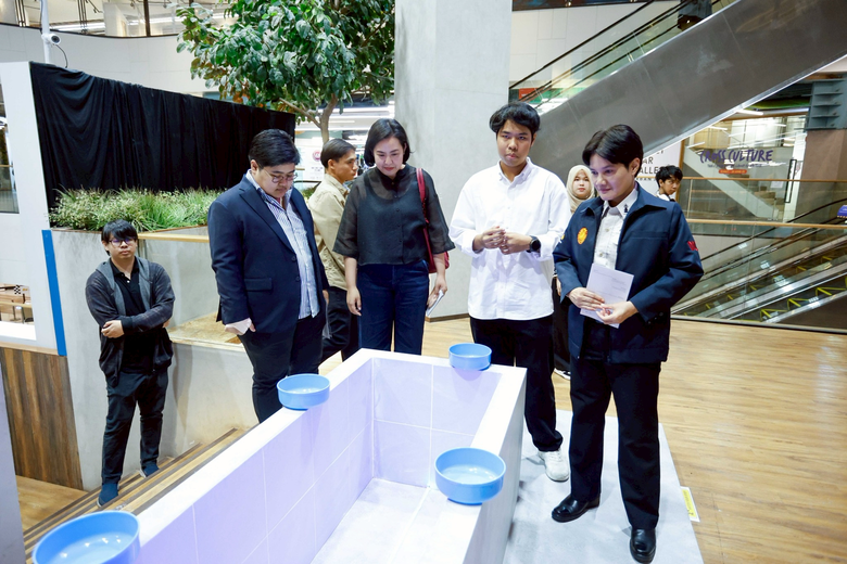 มหาวิทยาลัยกรุงเทพ ร่วมขับเคลื่อนสังคมผ่านศิลปะกับนิทรรศการ 'เลือน-จำ' เสียงสะท้อนจากสองโลก