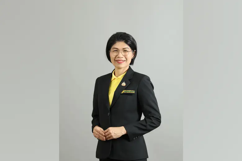 นางสุจารีย์ พิชา ผู้อำนวยการสำนักงานเศรษฐ...