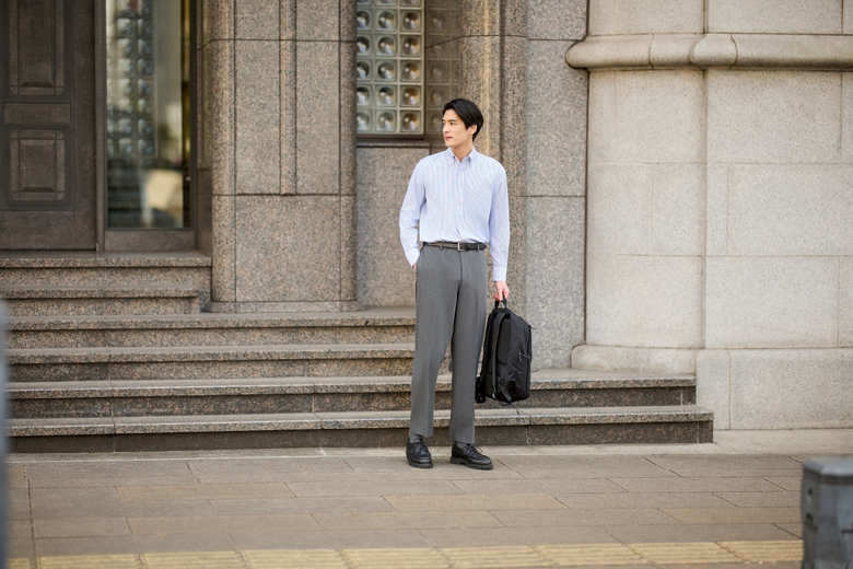 From Desk to Dinner! เสริมลุคด้วยเชิ้ต UNIQLO ตัวโปรด เรียบง่ายแต่ปัง!