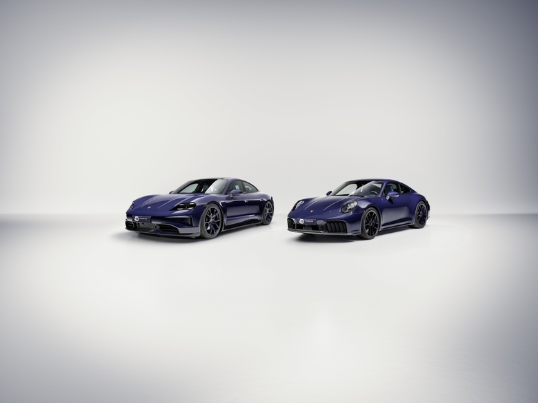 พัฒนาบนพื้นฐานของ ปอร์เช่ 911 คาร์เรร่า 4 จีทีเอส (...