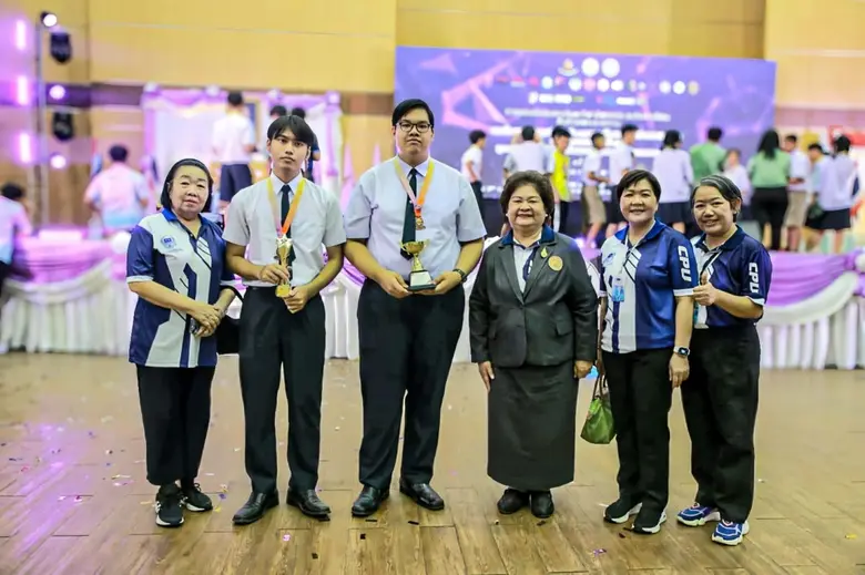ดร.ดารัตน์ ศิริวิริยะกุล วิภาตะกลัศ อธิกา...