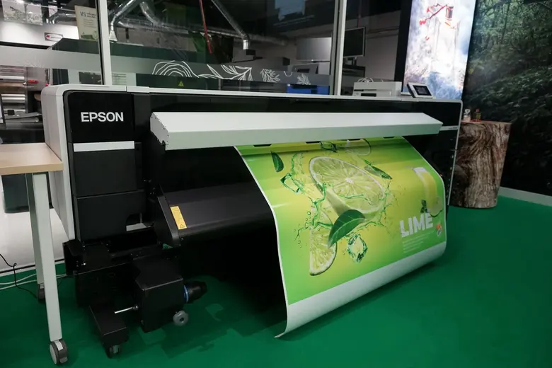 Epson Reinforces Market Leadership in Large-Format Printing Unveils New Innovations to Empower Businesses in the Digital Era
