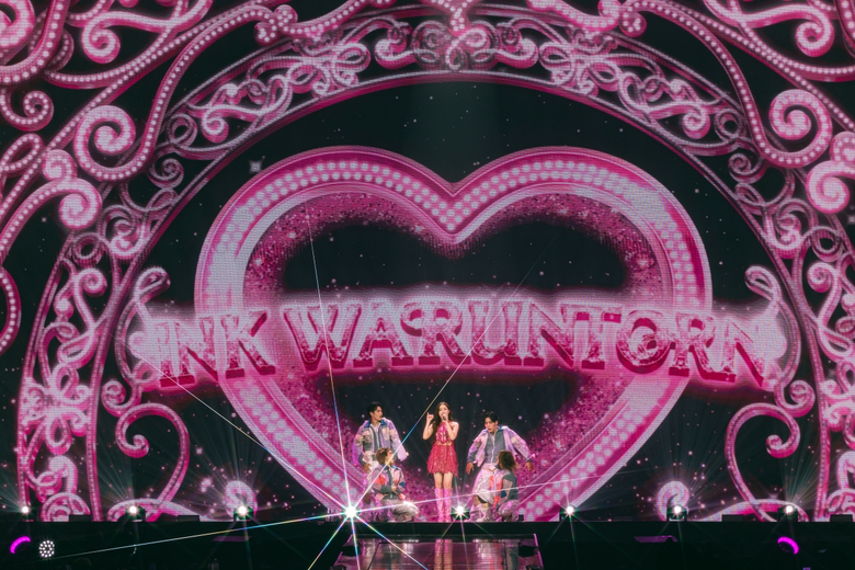 "มาม่า presents Ink Waruntorn สิบปีว่าไม่...