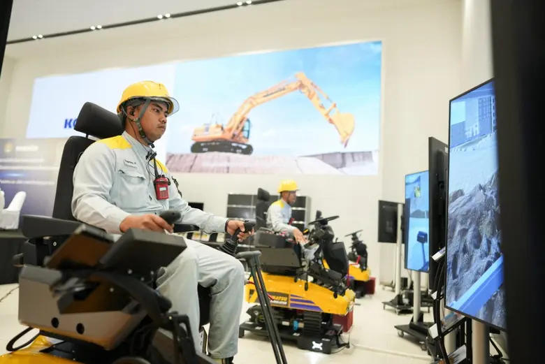 บางกอกโคมัตสุเซลส์ จับมือ กรมพัฒนาฝีมือแรงงาน เปิด "Komatsu Operator Training Academy" ยกระดับทักษะพนักงานขับเครื่องจักรกลหนักไทย รองรับดีมานด์ตลาด EEC