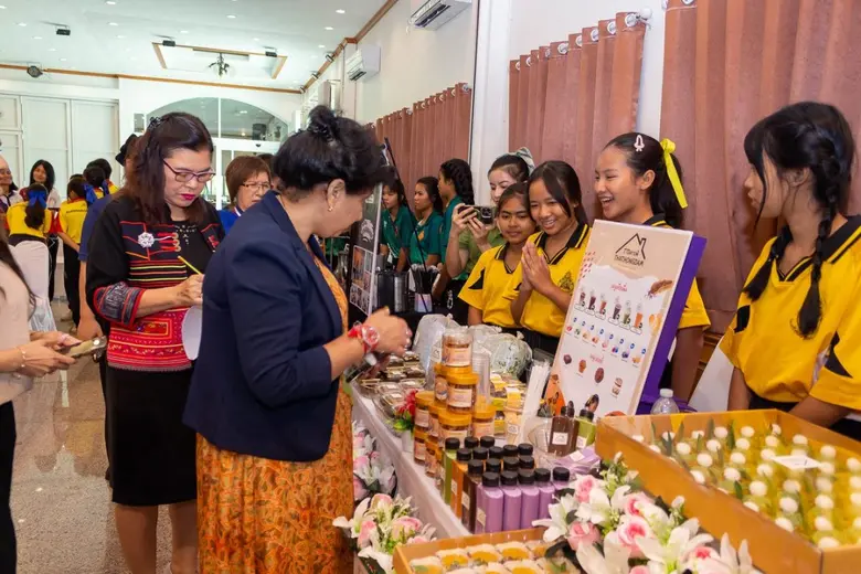 เพื่อสะท้อนความสำเร็จการดำเนินโครงการ "พล...