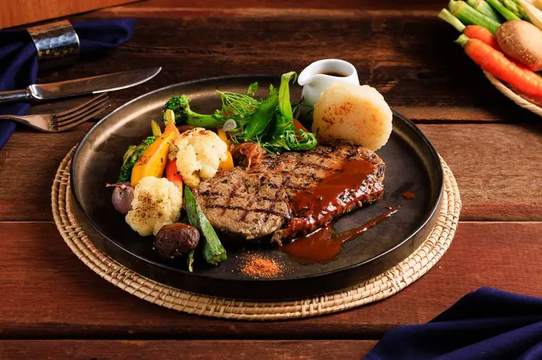Mai Restaurant &amp; Bar's New Menu Supports Local Sustainable and Organic Farming