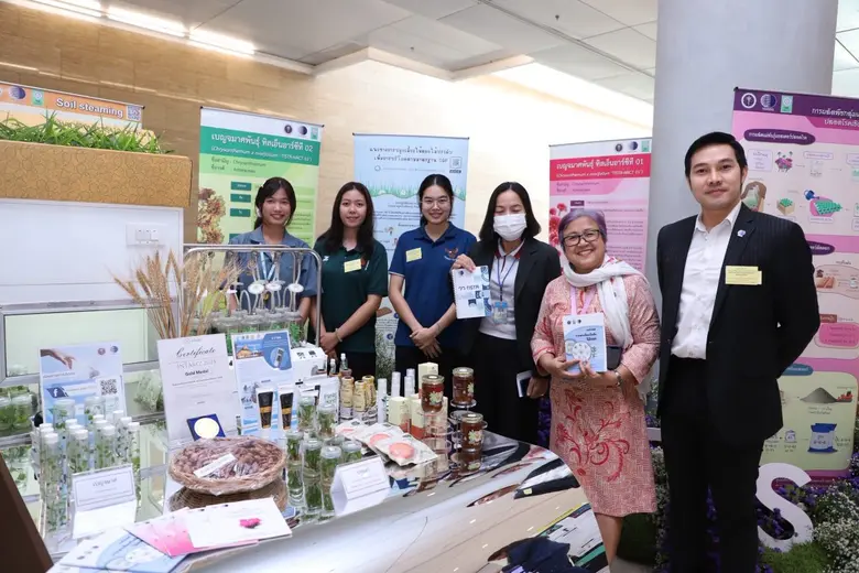 วว. โชว์ผลงานพัฒนาไม้ดอกไม้ประดับในงาน IGNITE THAILAND : Startup &amp; Research for National Resilience "จุดประกายเกษตรไทย สู่ศูนย์กลางสินค้าเกษตรและอาหารของโลก"