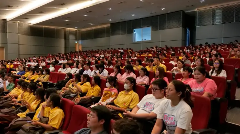 กรมอนามัย ร่วมกับมหาวิทยาลัยธรรมศาสตร์ จัดกิจกรรมใหญ่เสริมศักยภาพเยาวชนไทยกับหัวข้อ "Our Power, Our Future: ก้าวสู่อนาคตยุคใหม่ ด้วยพลังเยาวชน"
