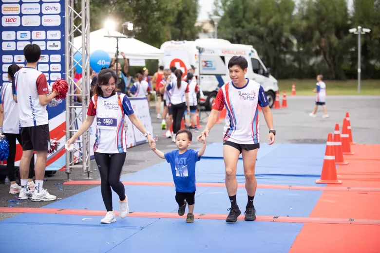 โรงพยาบาลกรุงเทพ เปิดสนามแรกกิจกรรม "Run with the Flow by Bangkok Hospital: วิ่งเพื่อหัวใจและสมอง ปีที่ 2" ผนึกพลังเครือข่าย 7 สนามทั่วไทย สะสมสุขภาพดี ส่งต่อคุณค่าสู่สังคม