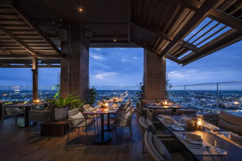 ครั้งแรกในขอนแก่น! แนวคิดอาหารฝรั่งเศส "Table d'hote" ชวนสัมผัสเรื่องเล่าผ่านรสชาติจากเชฟ เริ่มเดือนกันยายนนี้ ที่ซีซันส์ 27 โรงแรมแอดลิบ ขอนแก่น รับส่วนลด Early Bird 10%*