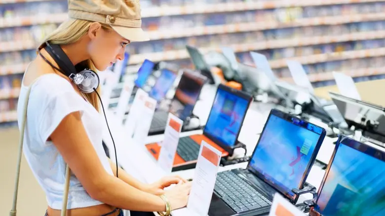 AI PC Shipments to Total 77 Million Units...