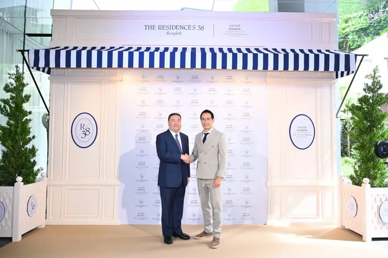 พร้อมเปิดตัว "La Clef Bangkok by The Cres...
