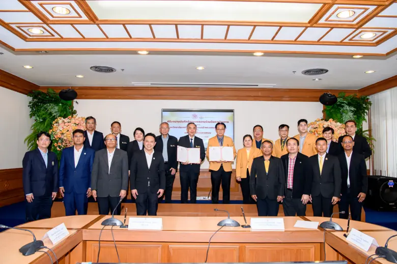 MOU แห่งอนาคต! มจพ.-ม.นครพนม ร่วมขับเคลื่อน EV ไทย