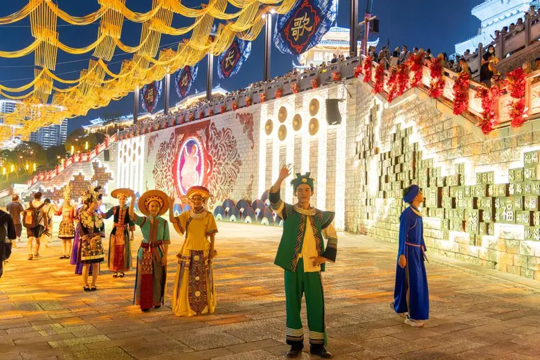 The Organizing Committee of the 5th Hunan...