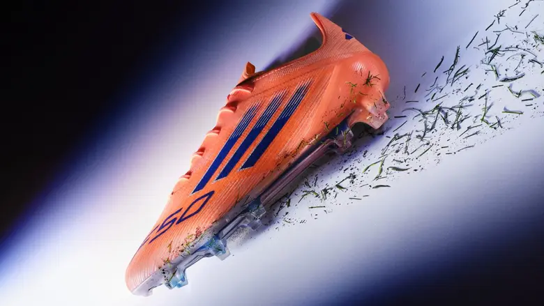 อาดิดาส เปิดตัว CORAL BLAZE PACK คอลเล็กชันรองเท้าฟุตบอลที่พร้อมเติมความจัดจ้านบนสนามแข่งขันในฤดูกาลนี้