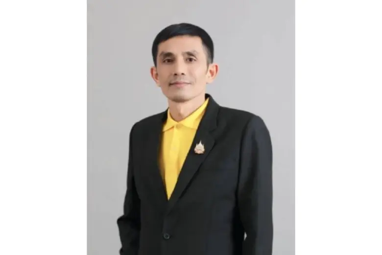 นายชายศักดิ์ วุฒิศักดิ์ ผู้อำนวยการสำนักง...