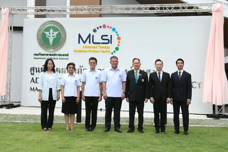 นายกิตติคุณ รอดรังนก ประธานเจ้าหน้าที่สาย...