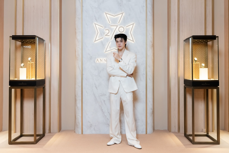 เนื่องในโอกาสครบรอบ 270 ปี Vacheron Constantin (วาเ...