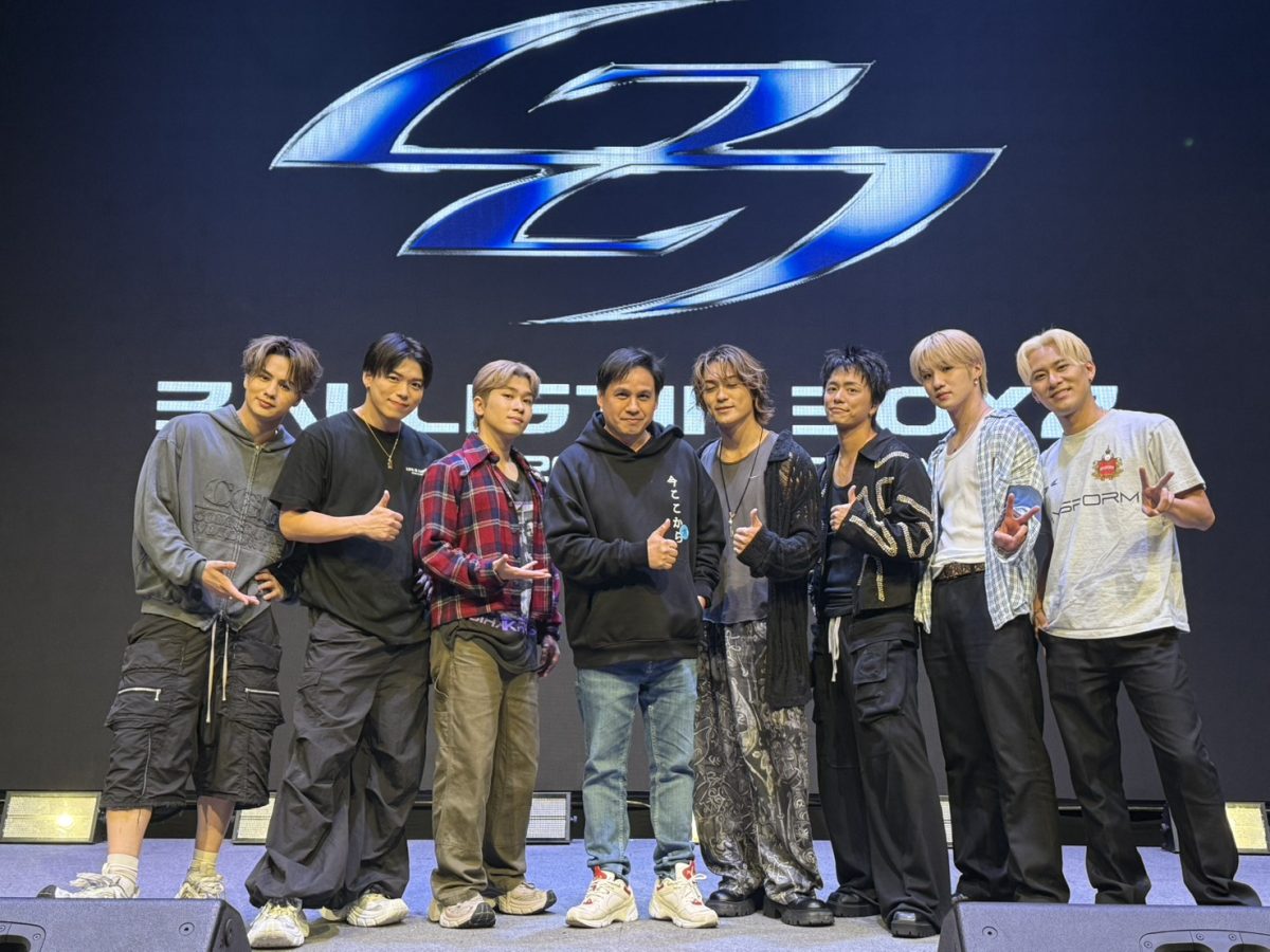 หนุ่ม ๆ สุดฮอตทั้ง 7 คน ที่ก่อตั้งวงมาเข้...