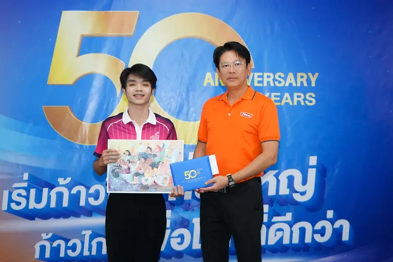 "คิงส์แพ็ค" ผู้ผลิตถุง "ฮีโร่" ฉลองก้าวเข้าสู่ปีที่ 50 จัดกิจกรรมประกวดวาดภาพ และคลิปสั้น ชู "พลาสติกคือฮีโร่" ชิงทุนการศึกษากว่า 300,000 บาท!