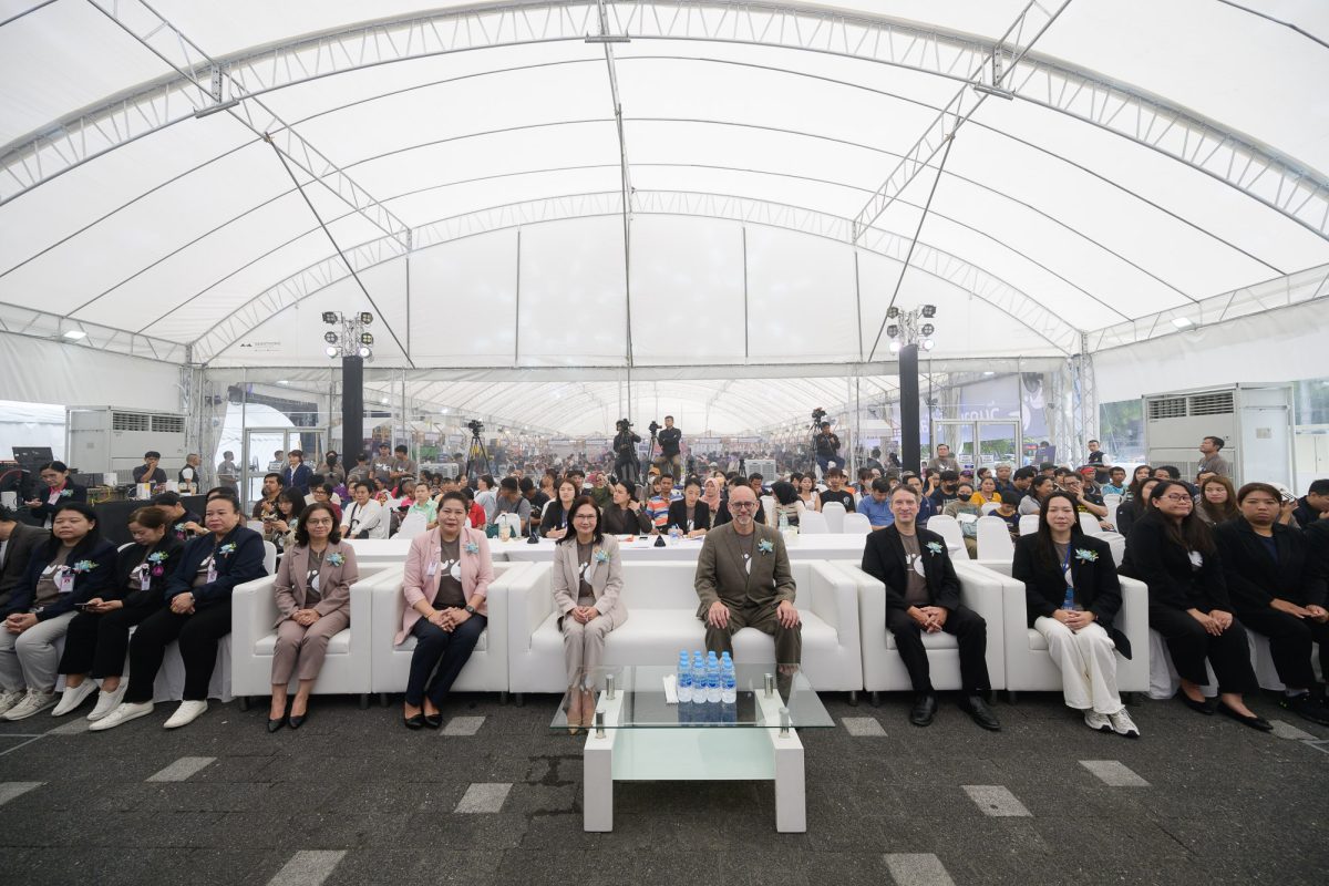 สมาคมคนหูหนวกฯ ร่วมกับพม. เปิดโลกแห่งสิทธิ! จัดงานวันภาษามือโลกและสัปดาห์คนหูหนวกโลก ครั้งที่ 9 ปี 2568 จุดประกายภาษามือ ภายใต้แนวคิด "ไม่มีสิทธิมนุษยชน หากไม่มีสิทธิในการใช้ภาษามือ"