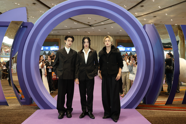 ขุนพล-ฮาร์ท-เน็กซ์ (BUS) - แพท ณปภา และกาย-ฮารุ นำทัพอินฟลูฯ คว้ารางวัล "Thailand Influencer Awards 2025 by Tellscore" เวทีใหญ่รวมเหล่าครีเอเตอร์ตัวท็อปของไทย