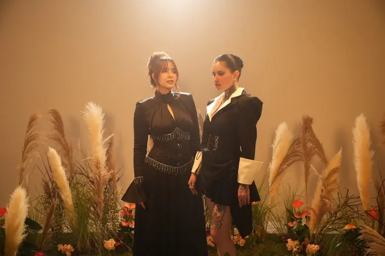 สร้างความเซอร์ไพรส์ให้แฟนๆ ได้ไม่เว้นแต่ละวัน สำหรั...