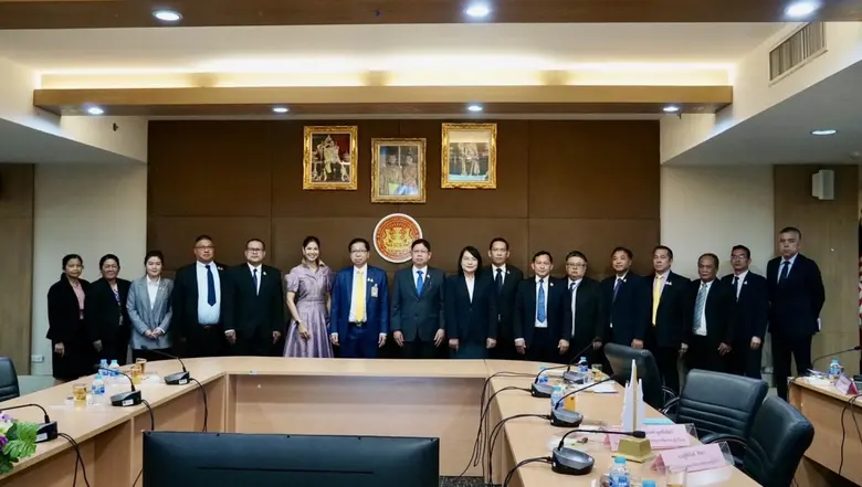 "สันติ ปิยะทัต" รัฐมนตรีประจำสำนักนายกรัฐ...