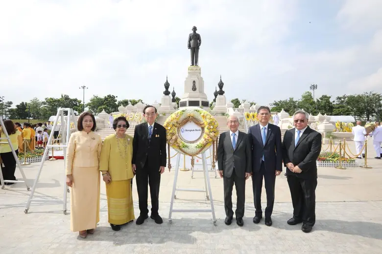 นายอมร จันทรสมบูรณ์ นายศิริ จิระพงษ์พันธ์ นายปรีดี ...
